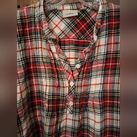 Vintage 💫 LL Bean Pintuck Flannel Nightgown Small - Picture 2 of 6